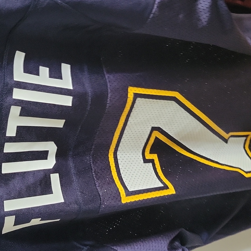 Adidas Chargers Flutie men’s XL football jersey